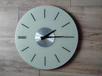 Tekoop aangeboden Wandklok, Ophalen, Zo goed als nieuw, Rond, Glas