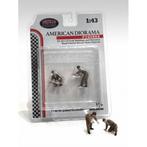 American Diorama 1:43 Race Day Metal Figure set no 5, 2 fig, Overige merken, -, Nieuw, Ophalen of Verzenden
