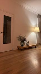 Eikenhouten salontafel met wieltjes, Huis en Inrichting, Tafels | Salontafels, Eikenhout, Ophalen of Verzenden, Zo goed als nieuw
