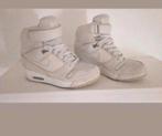 Nike Air Flight High Beige - Vintage Sneakers, Kleding | Dames, Beige, Nike, Ophalen of Verzenden, Sneakers of Gympen