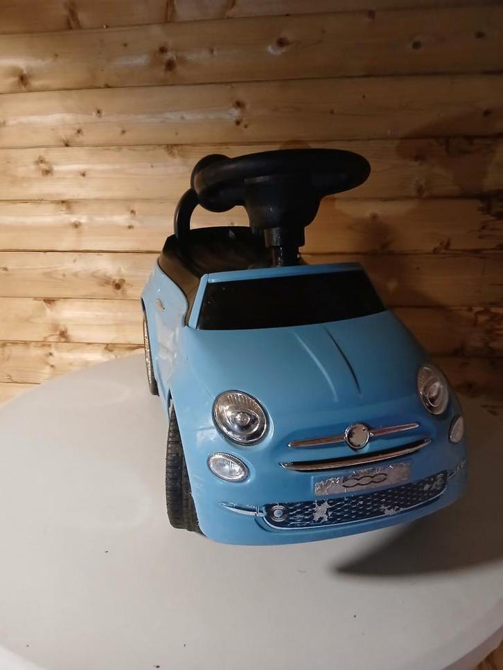 Leuke Fiat 500 Loopauto voor de Kleintjes!, Kinderen en Baby's, Speelgoed | Buiten | Voertuigen en Loopfietsen, Gebruikt, Loopvoertuig
