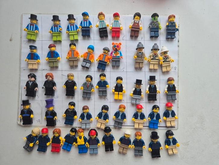 Lego cm2 div man city desert barista ober suite poppetjes, Kinderen en Baby's, Speelgoed | Duplo en Lego, Zo goed als nieuw, Ophalen of Verzenden