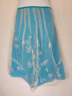 Prachtige rok lichtblauw, versiert wit organza mt 38 Just B., Kleding | Dames, Maat 38/40 (M), Blauw, ., Ophalen of Verzenden