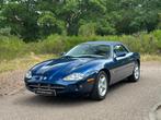 Jaguar XK8 4.0 V8 Convertible | Sapphire Blue | Youngtimer, Achterwielaandrijving, Gebruikt, 8 cilinders, Cabriolet