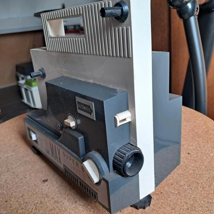 Vintage Projector - Super 8, Audio, Tv en Foto, Diaprojectors, Gebruikt, Ophalen of Verzenden