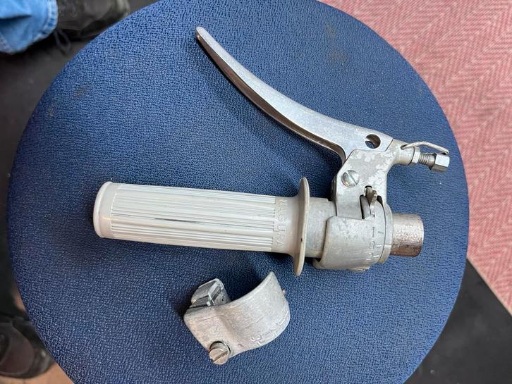 NOS 2/3 Magura schakelhandvat DKW VICTORIA, Fietsen en Brommers, Brommeronderdelen | Oldtimers, Zo goed als nieuw, Overige merken