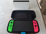 Nintendo switch oled 2024 zie beschrijving, Spelcomputers en Games, Spelcomputers | Nintendo Switch, Ophalen of Verzenden, Zo goed als nieuw