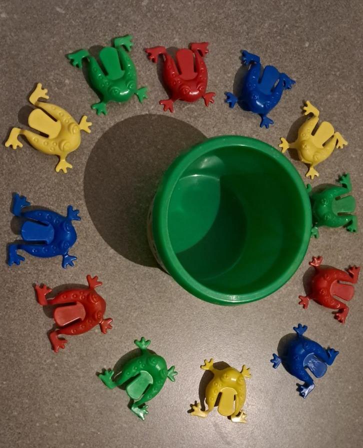 Kikkerspel, Hobby en Vrije tijd, Gezelschapsspellen | Bordspellen, Zo goed als nieuw, Een of twee spelers, Drie of vier spelers