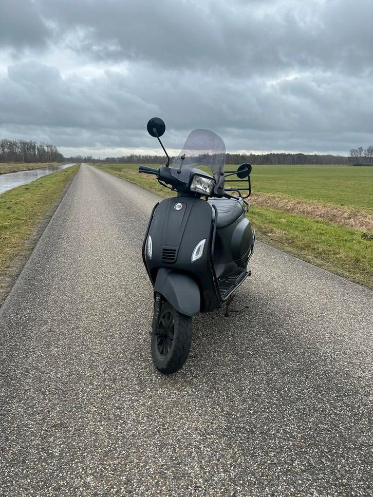 DTS Milan S Scooter - Geel Kenteken, Fietsen en Brommers, Brommeronderdelen | Snorfietsen, Gebruikt, Overige merken, Ophalen