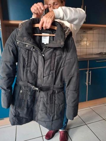 winterjas maat 36   beschikbaar voor biedingen