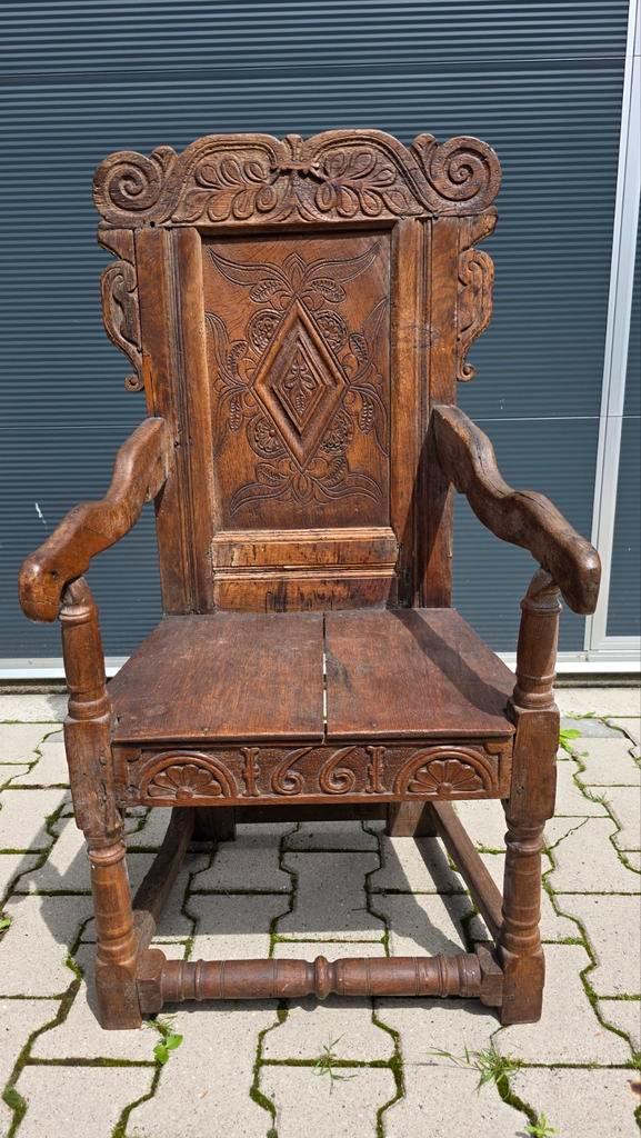 Antieke Eikenhouten Stoel met Houtsnijwerk, Antiek en Kunst, Antiek | Meubels | Stoelen en Banken, Ophalen