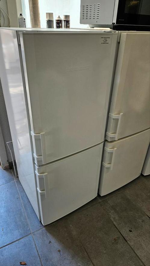 Nette liebherr koelvriescombinatie Comfort inc Garantie, Witgoed en Apparatuur, Koelkasten en IJskasten, Zo goed als nieuw, Met aparte vriezer