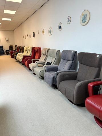 Tweedehands Relaxfauteuils en sta op stoelen op vooraad!  beschikbaar voor biedingen