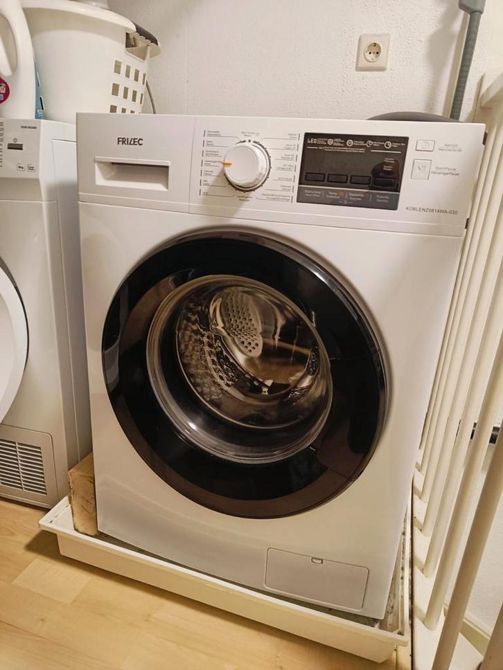 Frilec wasmachine 8 kg, Witgoed en Apparatuur, Wasmachines, Gebruikt, Voorlader, 6 tot 8 kg, 85 tot 90 cm, 1200 tot 1600 toeren