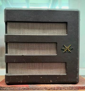 Fender Excelsior versterker beschikbaar voor biedingen