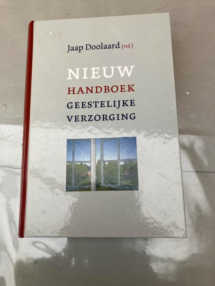Nieuw Handboek Geestelijke Verzorging, Boeken, Overige Boeken, Zo goed als nieuw, Ophalen of Verzenden