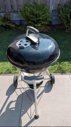 BBQ met accessoires, Tuin en Terras, Houtskoolbarbecues, Ophalen, Gebruikt, Met accessoires