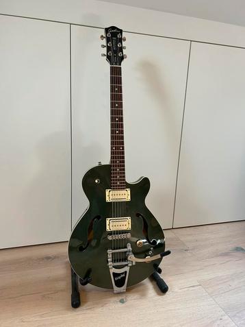 Godin Montreal premiere limited met Bigsby