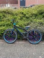 Se bike 26 inch blauw en paarse/roze spaken (block flyer), Fietsen en Brommers, Fietsen | Crossfietsen en BMX, Staal, Voetsteunen