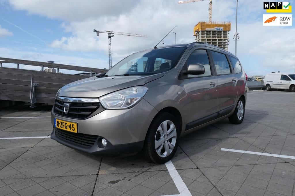 Dacia Lodgy 1.2 TCe Blackline 7p. 1e eigenaar/Apk/Cruise/Nav, Auto's, Dacia, Voorwielaandrijving, Euro 5, 4 cilinders, Bruin