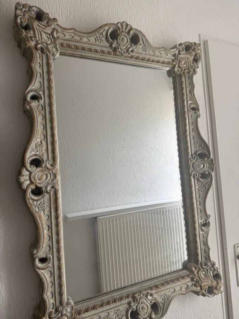 Decoratieve spiegel met sierlijke lijst, Ophalen, Rechthoekig, 50 tot 100 cm, 100 tot 150 cm