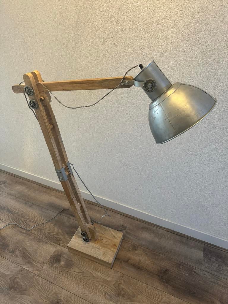 Houten vloerlamp met metalen kap - Industriële stijl, Ophalen, Gebruikt, Hout, 150 tot 200 cm
