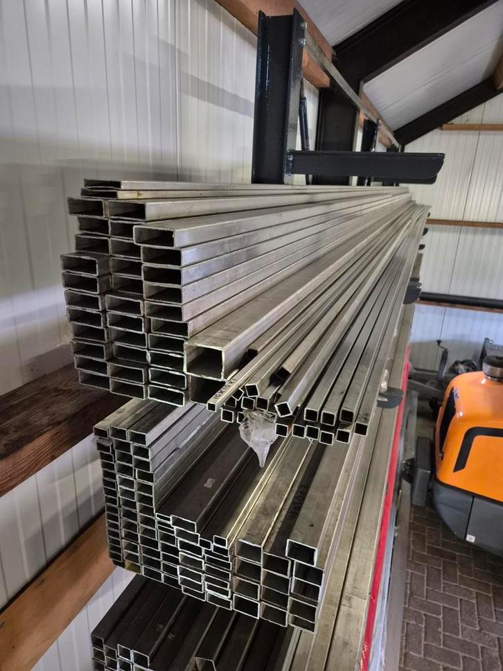 Rvs koker / buis, Doe-het-zelf en Verbouw, Metalen, Nieuw, Overige metalen, Ophalen