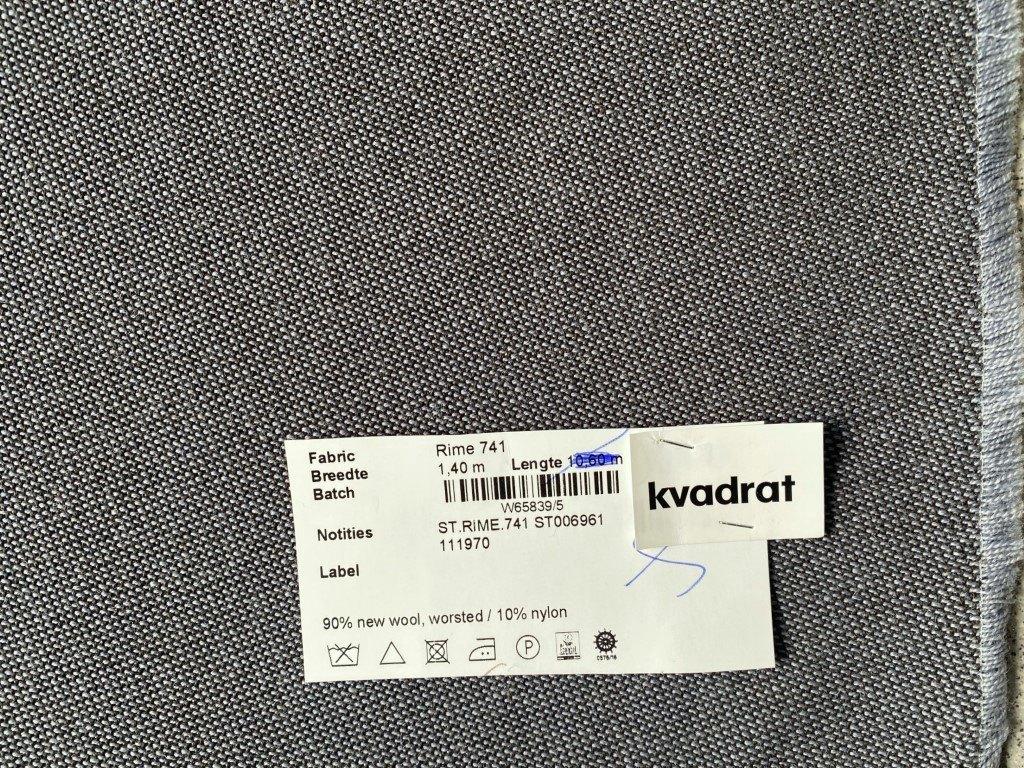 Kvadrat Rime 741; grijsblauw+grijs; restant meubelstof, Wol, 120 cm of meer, Ophalen of Verzenden, Grijs