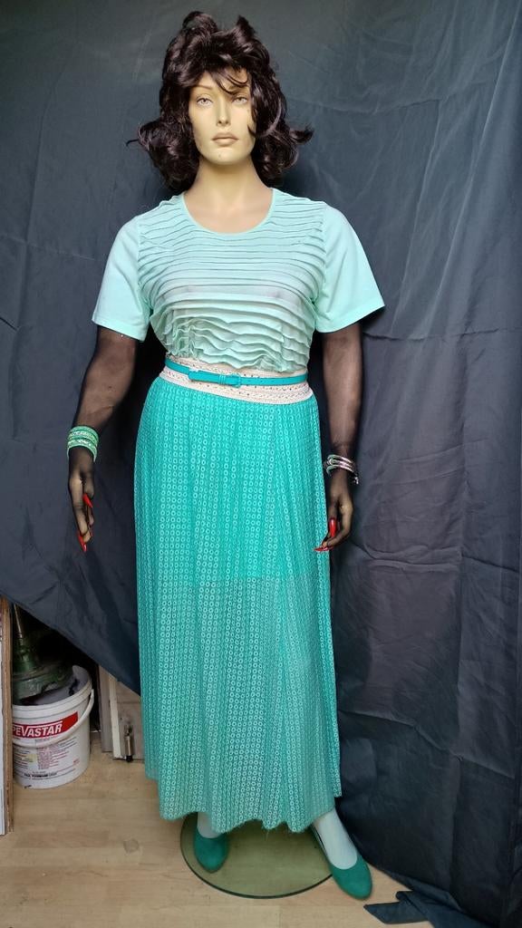 Etalagepop 180 hoog xxl uitvoering, Ophalen