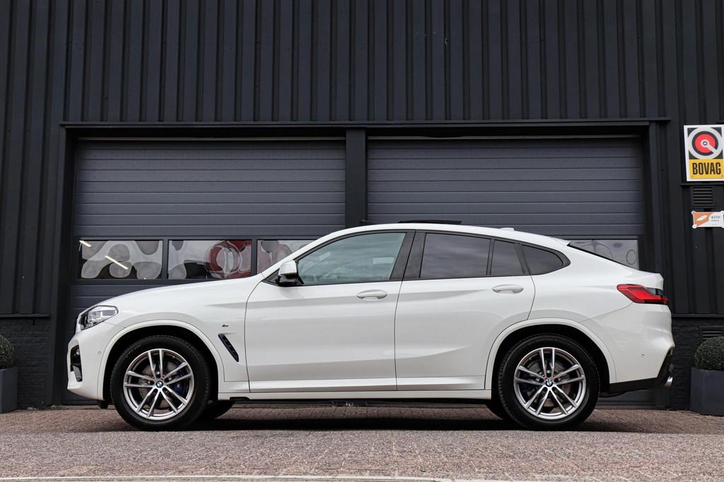 BMW X4 xDrive30i M-Sport M-Pakket /PANODAK/HUD/KEYLESS/CARPL, Automaat, 1998 cc, Gebruikt, Huisgarantie