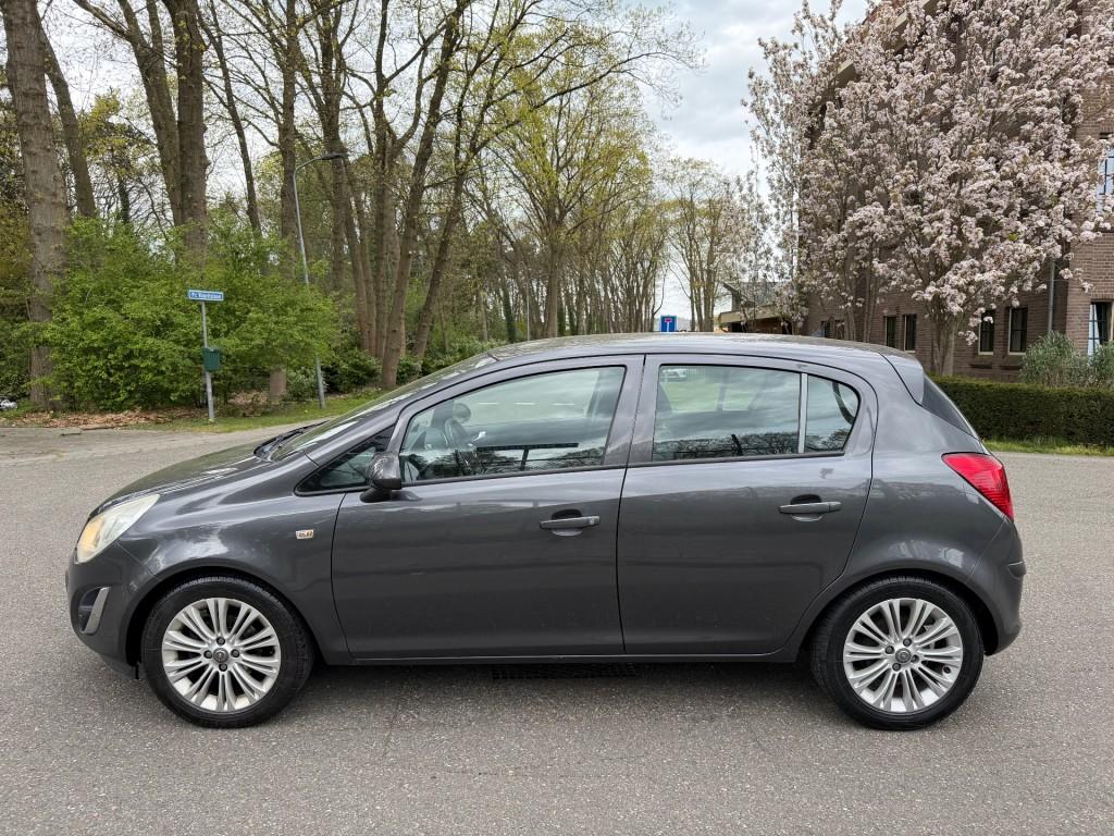 Opel CORSA 1.4-16V COSMO - 5 Drs. - Airco ECC !!!, Auto's, Opel, Voorwielaandrijving, Euro 5, Gebruikt, 4 cilinders