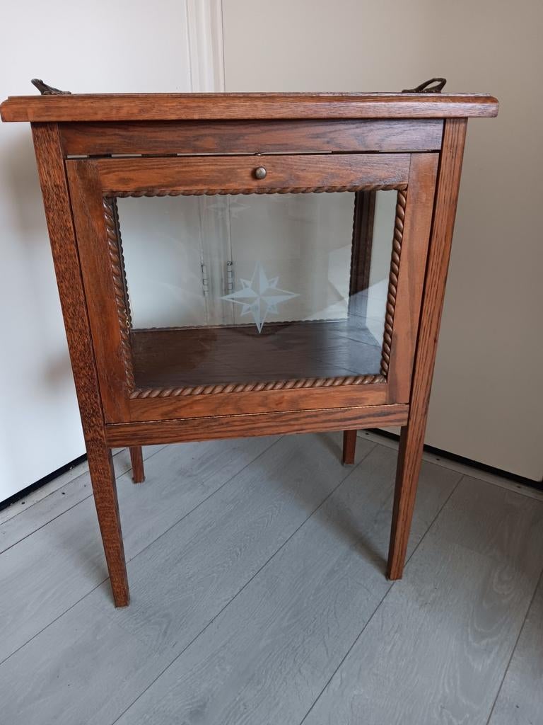 Schitterend antiek theekastje., Antiek en Kunst, Antiek | Meubels | Kasten, Ophalen of Verzenden