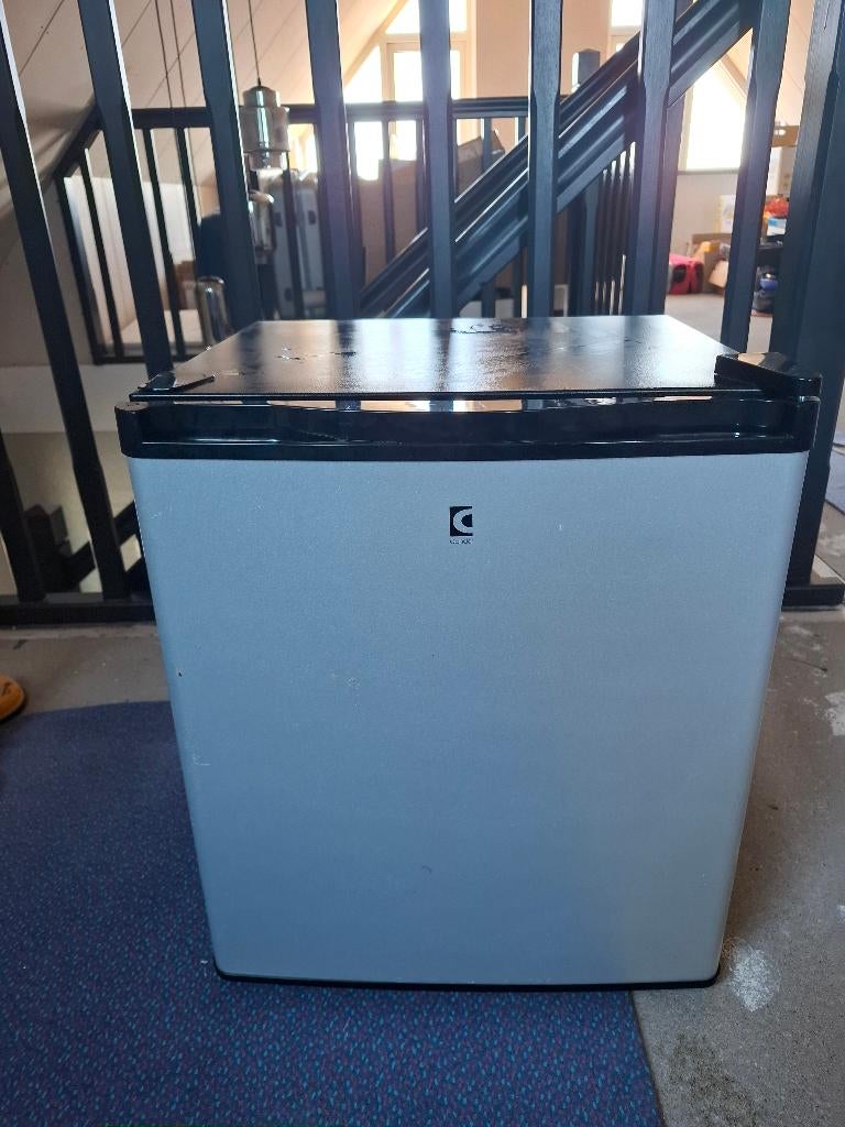 Draagbare Autokoelkast, 12 Volt Autokoelkast, 50L Draagbare Dual-Zone Vriezer, Instelbare Temperatuur, Compressor Koeler voor Thuis, Buiten, Camping, Camper, Auto | NL