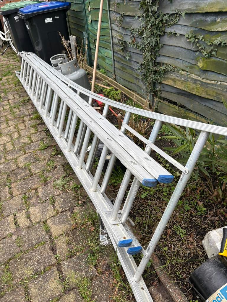 Professionele ladder 3x14, Ophalen, Zo goed als nieuw, 4 meter of meer