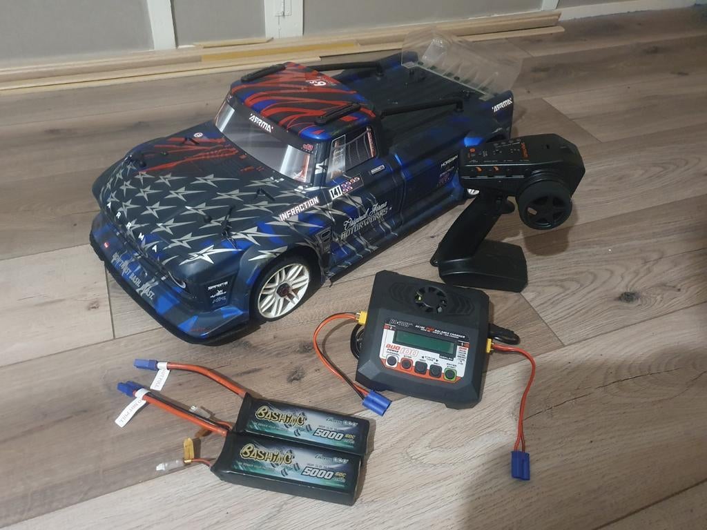 Arrma infraction 6s v2 1/7 incl accu's en lader, Elektro, Ophalen of Verzenden, Zo goed als nieuw, Auto onroad