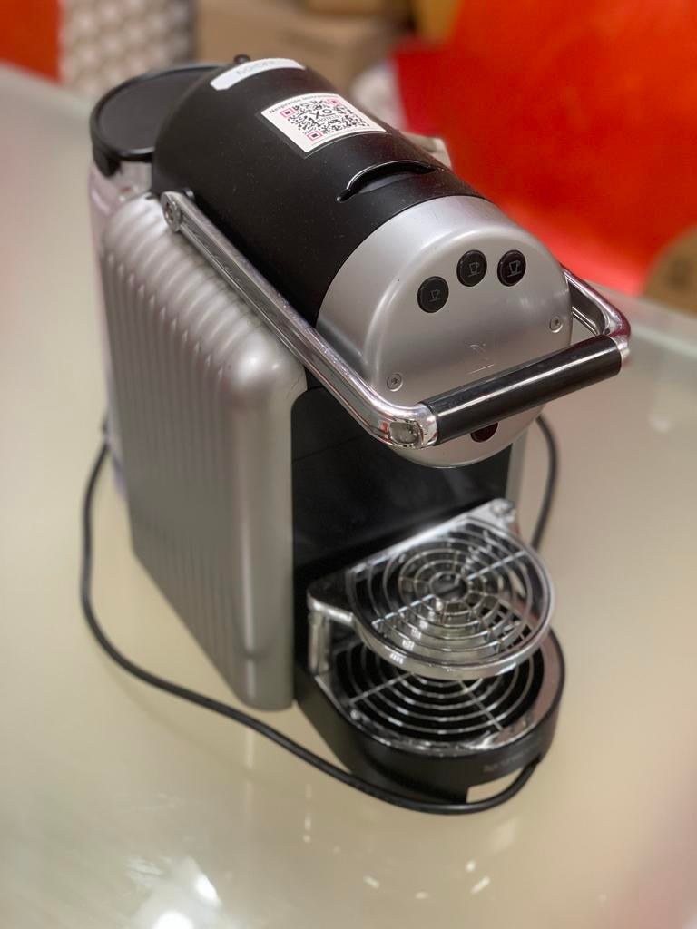 Nespresso Zenius koffiezetapparaat, Witgoed en Apparatuur, Koffiezetapparaten, Ophalen, Gebruikt, Koffiemachine, 1 kopje
