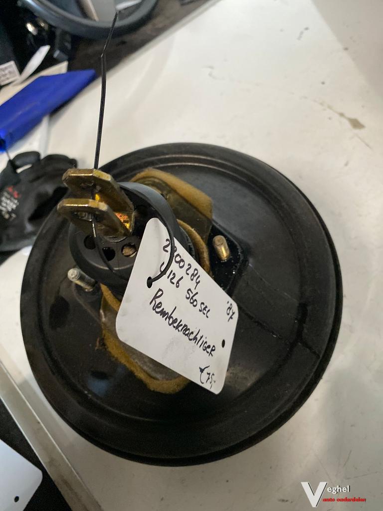 Mercedes W126 560SEL 1987 2200284 Rembekrachtiger, Gebruikt, -, -, Ophalen of Verzenden