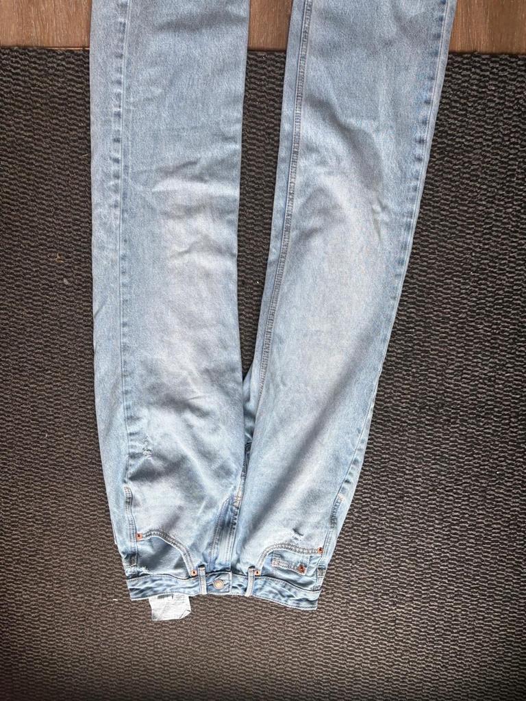 Lichtblauwe spijkerbroek - Dames, Kleding | Dames, Spijkerbroeken en Jeans, Ophalen of Verzenden, Gedragen, Blauw, Overige jeansmaten