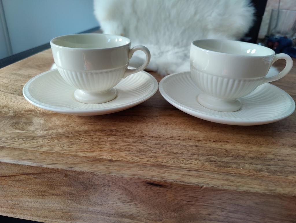 Wedgwood "Briar Rose" porseleinen kop en schotels (2 stuks), Ophalen of Verzenden