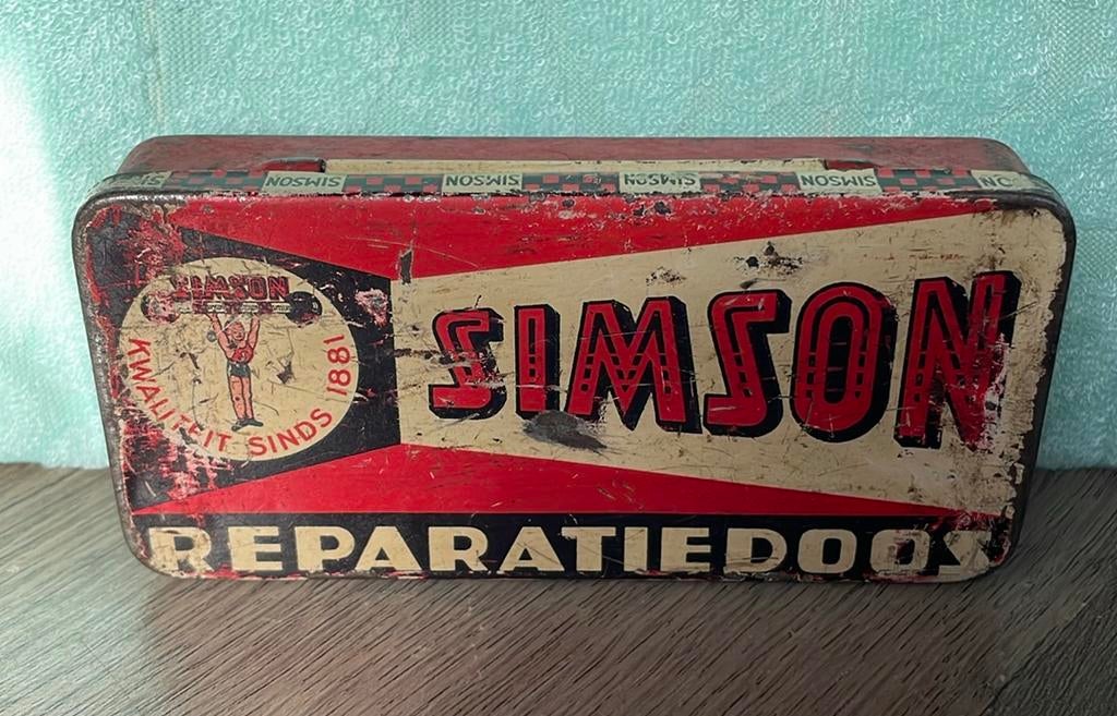 Oud blikje Simson reparatiedoos, Verzamelen, Blikken, Ophalen of Verzenden, Gebruikt, Overige