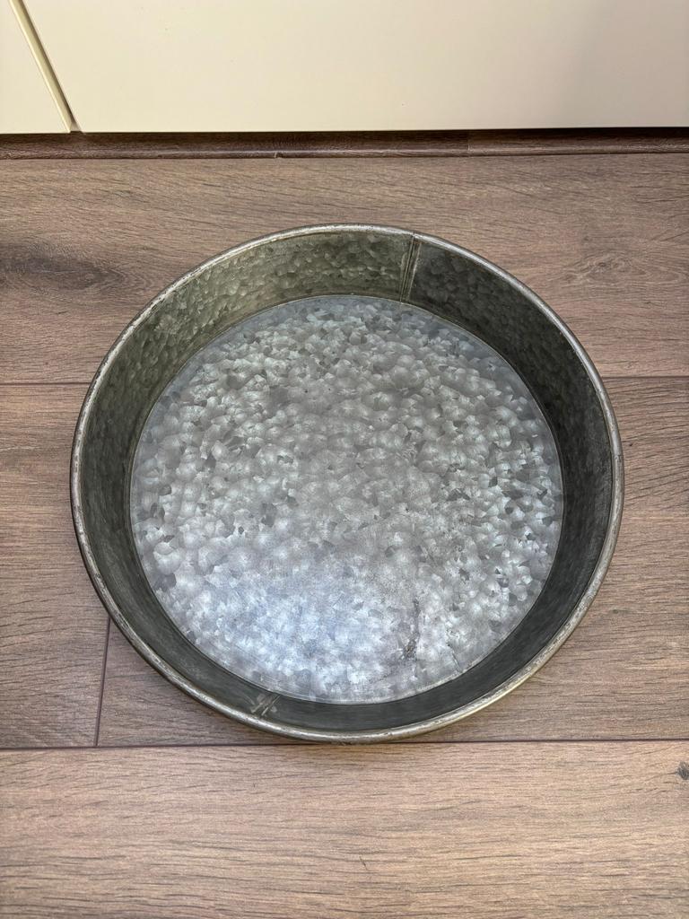 Dienblad van zink rond, Ophalen, Zo goed als nieuw, Rond, Overige materialen