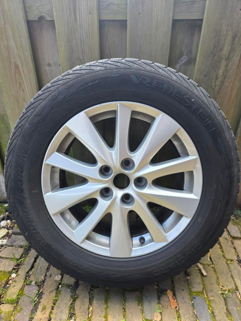 4xVredestein winterband op velg 225/65 R17 voor oa Mazda CX5, Auto-onderdelen, Banden en Velgen, Ophalen, Banden en Velgen, 17 inch