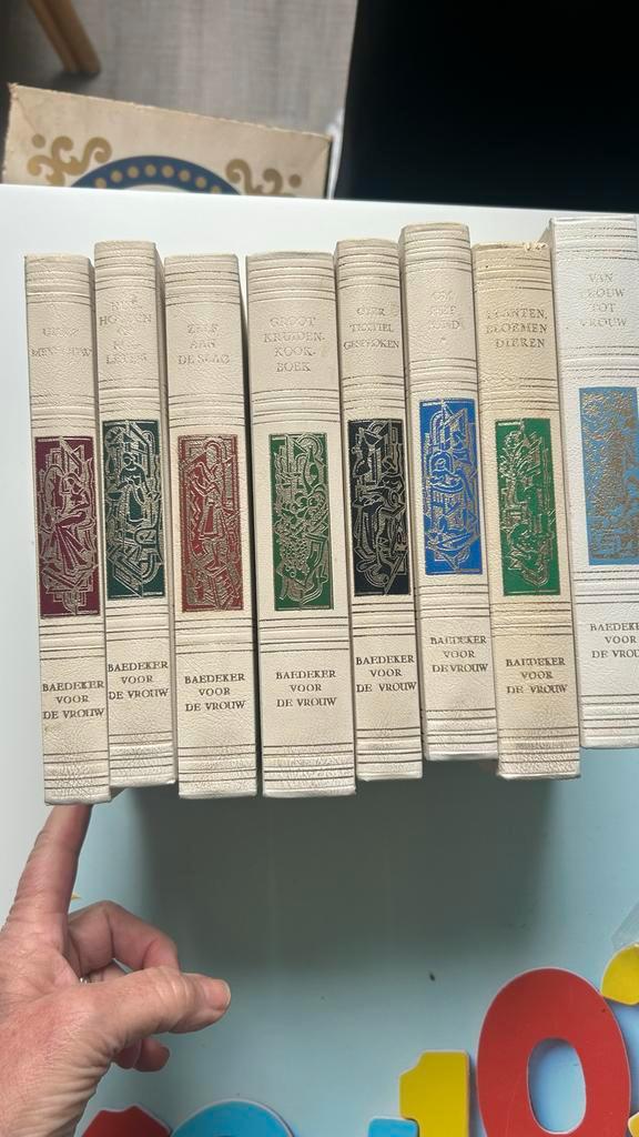 Baedeker voor de Vrouw Boekenreeks - Goede Staat, Ophalen of Verzenden, Gelezen