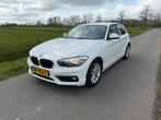 BMW 1-Serie 118i 136pk Aut 2018 Wit, Auto's, BMW, Wit, Origineel Nederlands, 650 kg, Particulier