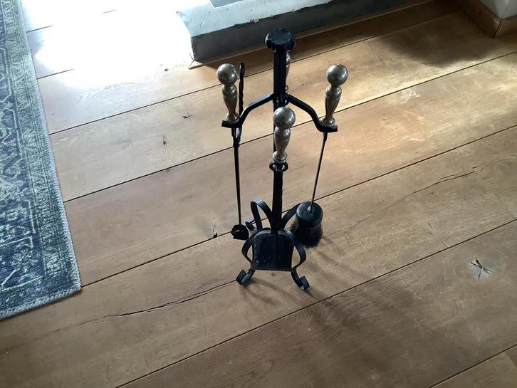 Haardstel met 4-delige set - Zwart met messing details, Huis en Inrichting, Haarden, Gebruikt, Overige soorten, Ophalen of Verzenden