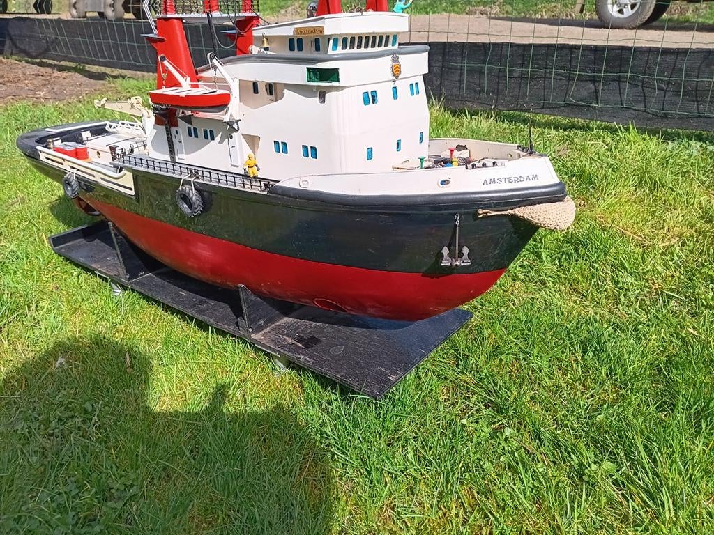 Prachtig Wijsmuller sleepboot, werkend boegschroef, Hobby en Vrije tijd, Modelbouw | Boten en Schepen, Ophalen