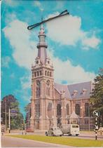 Apeldoorn . de Grote Kerk met auto's, Verzamelen, Ophalen of Verzenden, 1960 tot 1980, Gelopen, Gelderland