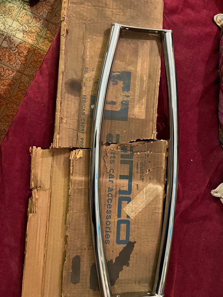 Jaguar E-Type Bumper NOS USA - Nieuwstaat, Ophalen of Verzenden, Nieuw, Jaguar, Bumper