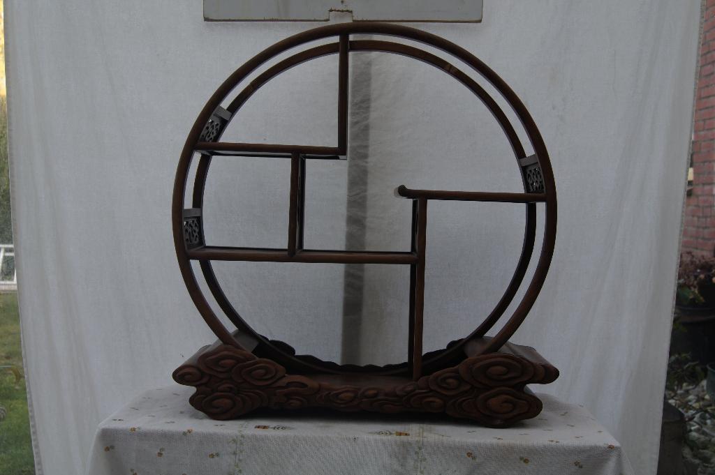 Ronde Etalere, Antiek en Kunst, Ophalen, Handgemaakt, Hout, Houtsnijwerk