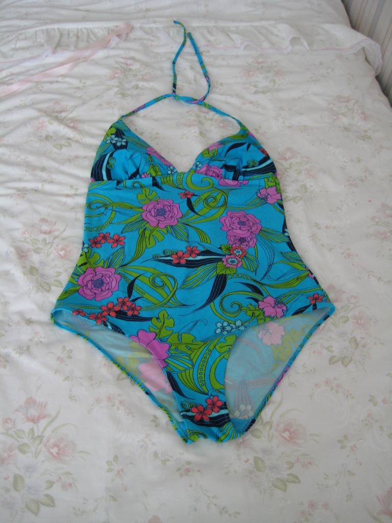 Maat 40-42 . Zwempak.( Hunjkemoller), Kleding | Dames, Badmode en Zwemkleding, Overige kleuren, Badpak, Ophalen of Verzenden, Zo goed als nieuw